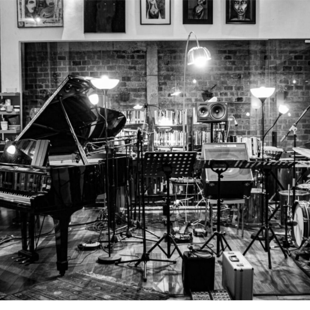 Ruang Tamu Tony, Ruang Bagi Musisi Kontemporer Berkarya