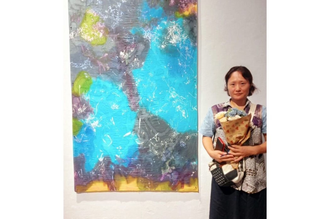 Pameran Tunggal Natsuko Tanaka, Seniman yang Memadukan Batik dan Melukis dalam Karyanya